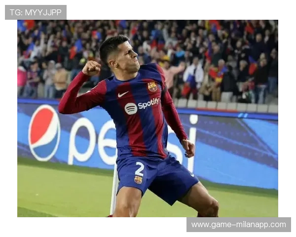 巴萨坎塞洛插上助攻训练更犀利