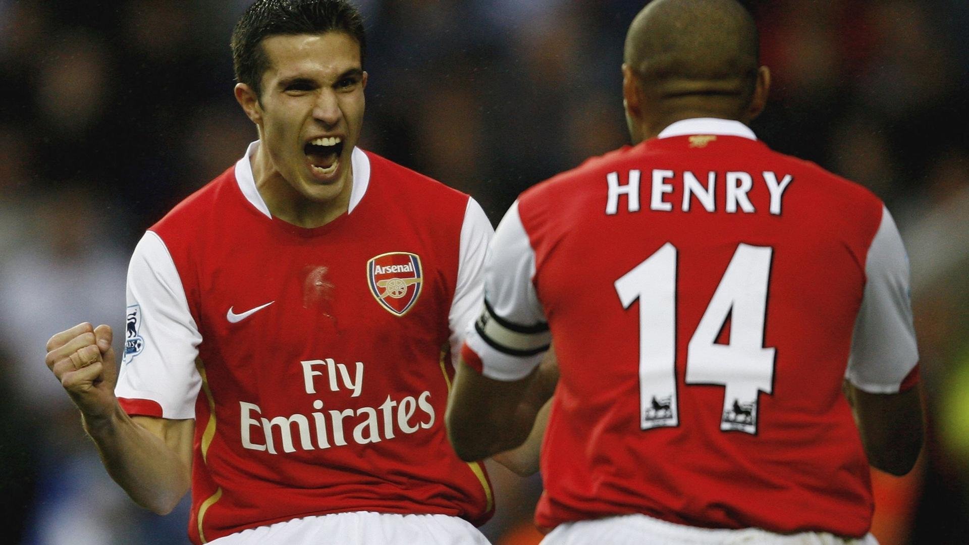 世界跑酷锦标赛 城市地标赛道成社交媒体热门话题